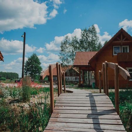 Miodowa Kolonia Bed & Breakfast Białowieża Exterior foto