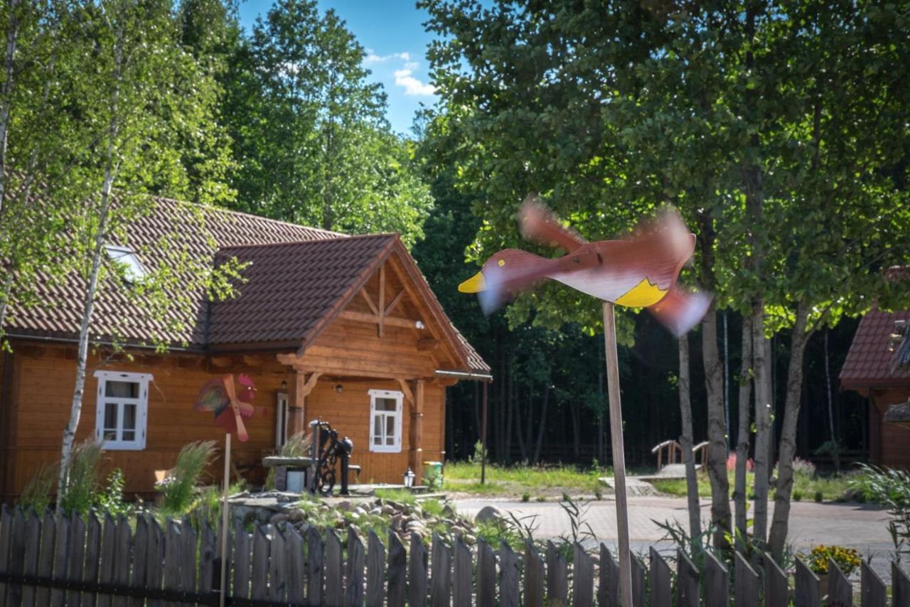 Miodowa Kolonia Bed & Breakfast Białowieża Exterior foto