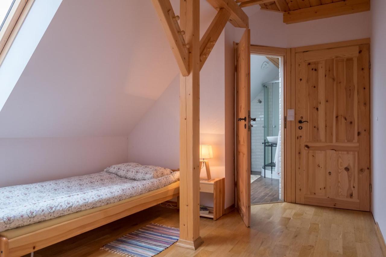 Miodowa Kolonia Bed & Breakfast Białowieża Exterior foto