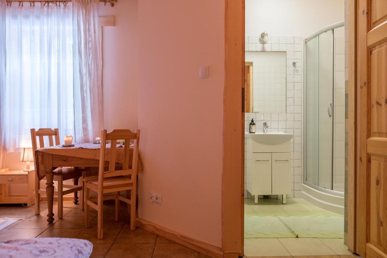 Miodowa Kolonia Bed & Breakfast Białowieża Exterior foto